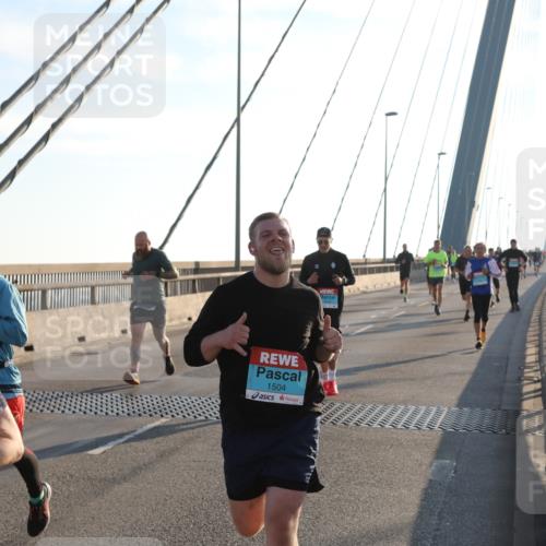 03.10.2025 - Köhlbrandbrückenlauf Yannick Fuchs http://msf.ph/oto/9140117 03.10.2025 08:24:47 Position 2 2979, 1504 meine-sportfotos.de