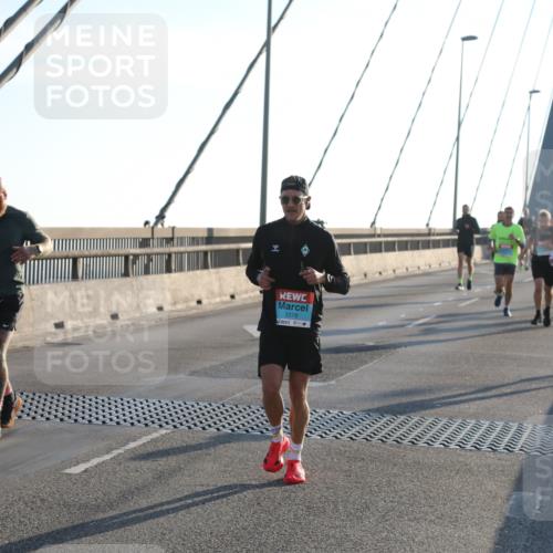 03.10.2025 - Köhlbrandbrückenlauf Yannick Fuchs http://msf.ph/oto/9140132 03.10.2025 08:24:48 Position 2 3378 meine-sportfotos.de