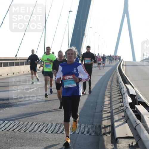 03.10.2025 - Köhlbrandbrückenlauf Yannick Fuchs http://msf.ph/oto/9140155 03.10.2025 08:24:50 Position 2 1025 meine-sportfotos.de