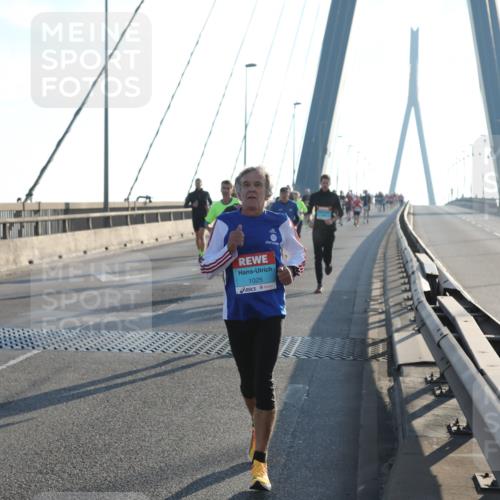 03.10.2025 - Köhlbrandbrückenlauf Yannick Fuchs http://msf.ph/oto/9140176 03.10.2025 08:24:51 Position 2 1025, 8 meine-sportfotos.de