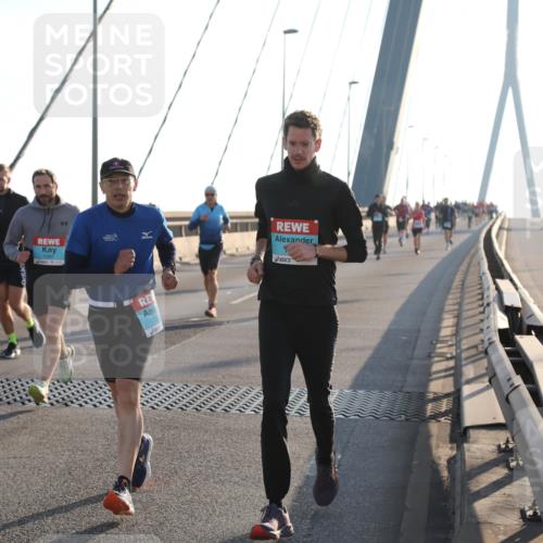 03.10.2025 - Köhlbrandbrückenlauf Yannick Fuchs http://msf.ph/oto/9140216 03.10.2025 08:24:54 Position 2  meine-sportfotos.de