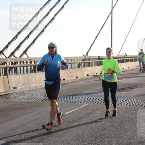 03.10.2025 - Köhlbrandbrückenlauf Yannick Fuchs http://msf.ph/oto/9140274 03.10.2025 08:24:57 Position 2 1110 meine-sportfotos.de