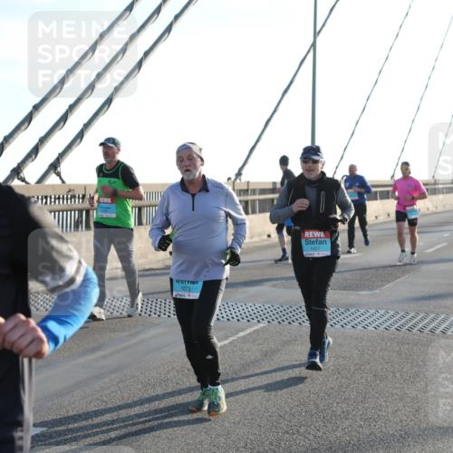 03.10.2025 - Köhlbrandbrückenlauf Yannick Fuchs http://msf.ph/oto/9140460 03.10.2025 08:25:17 Position 2 1316, 1073, 1457 meine-sportfotos.de