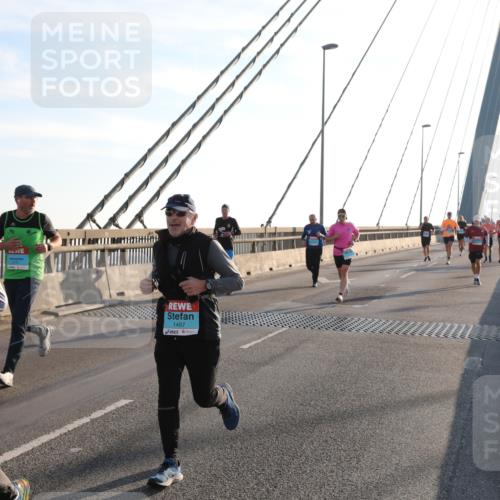 03.10.2025 - Köhlbrandbrückenlauf Yannick Fuchs http://msf.ph/oto/9140483 03.10.2025 08:25:18 Position 2 1073, 1457 meine-sportfotos.de