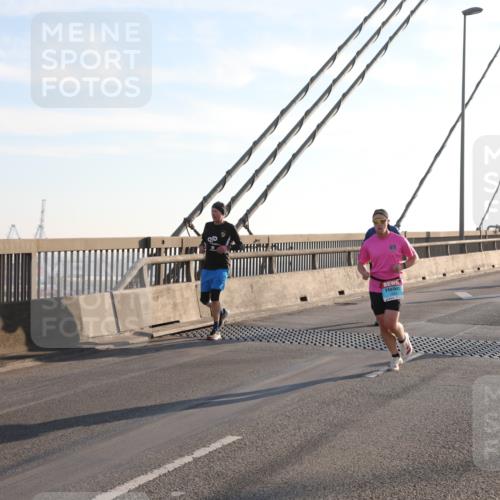 03.10.2025 - Köhlbrandbrückenlauf Yannick Fuchs http://msf.ph/oto/9140491 03.10.2025 08:25:19 Position 2  meine-sportfotos.de