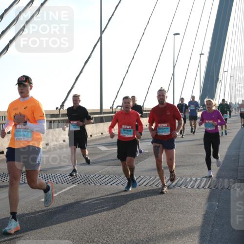 03.10.2025 - Köhlbrandbrückenlauf Yannick Fuchs http://msf.ph/oto/9140550 03.10.2025 08:25:24 Position 2 1474, 1273 meine-sportfotos.de