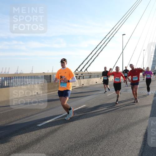 03.10.2025 - Köhlbrandbrückenlauf Yannick Fuchs http://msf.ph/oto/9140567 03.10.2025 08:25:24 Position 2  meine-sportfotos.de