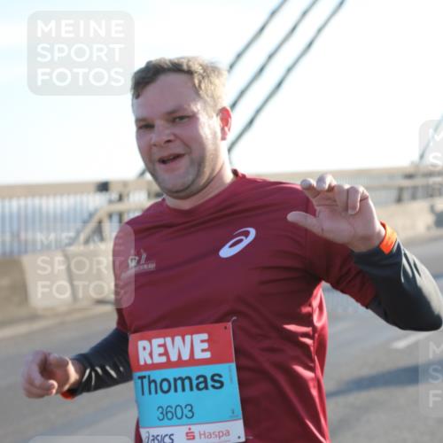 03.10.2025 - Köhlbrandbrückenlauf Yannick Fuchs http://msf.ph/oto/9140705 03.10.2025 08:25:35 Position 2 3603 meine-sportfotos.de
