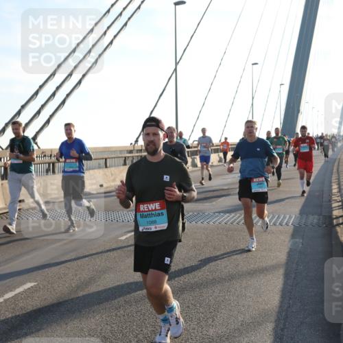 03.10.2025 - Köhlbrandbrückenlauf Yannick Fuchs http://msf.ph/oto/9140789 03.10.2025 08:25:40 Position 2 1088 meine-sportfotos.de