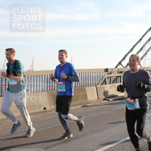 03.10.2025 - Köhlbrandbrückenlauf Yannick Fuchs http://msf.ph/oto/9140810 03.10.2025 08:25:42 Position 2 1533, 8830, 1308 meine-sportfotos.de