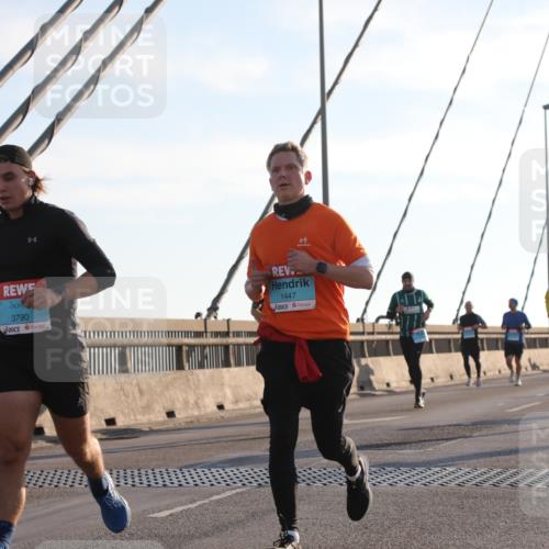 03.10.2025 - Köhlbrandbrückenlauf Yannick Fuchs http://msf.ph/oto/9140887 03.10.2025 08:25:47 Position 2 3790, 1447 meine-sportfotos.de