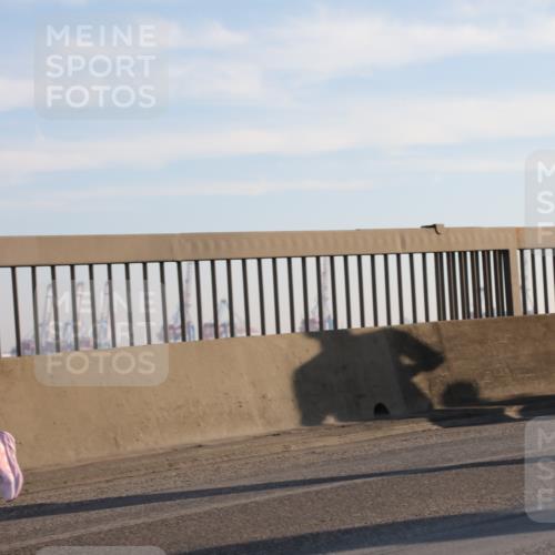 03.10.2025 - Köhlbrandbrückenlauf Yannick Fuchs http://msf.ph/oto/9140927 03.10.2025 08:25:50 Position 2 211 meine-sportfotos.de