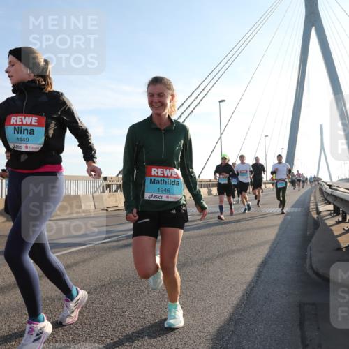 03.10.2025 - Köhlbrandbrückenlauf Yannick Fuchs http://msf.ph/oto/9141088 03.10.2025 08:25:59 Position 2 1449, 1946 meine-sportfotos.de