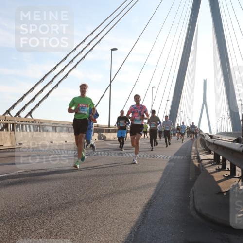 03.10.2025 - Köhlbrandbrückenlauf Yannick Fuchs http://msf.ph/oto/9141199 03.10.2025 08:26:06 Position 2  meine-sportfotos.de