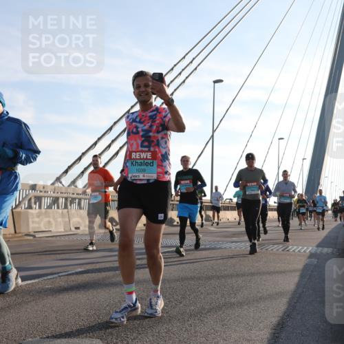 03.10.2025 - Köhlbrandbrückenlauf Yannick Fuchs http://msf.ph/oto/9141226 03.10.2025 08:26:08 Position 2 1328, 1039 meine-sportfotos.de