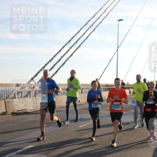 03.10.2025 - Köhlbrandbrückenlauf Yannick Fuchs http://msf.ph/oto/9141442 03.10.2025 08:26:18 Position 2 11121100 meine-sportfotos.de