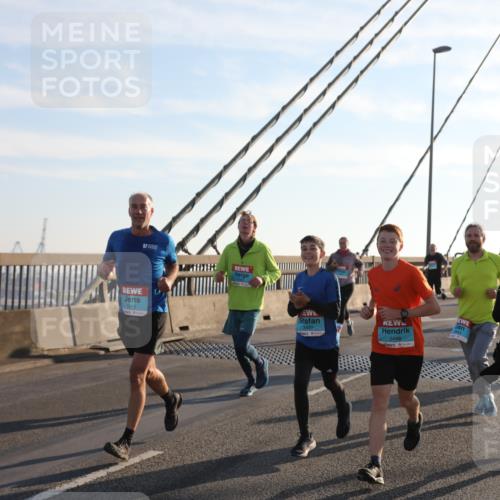 03.10.2025 - Köhlbrandbrückenlauf Yannick Fuchs http://msf.ph/oto/9141447 03.10.2025 08:26:18 Position 2 1543, 3497, 3496, 1294 meine-sportfotos.de