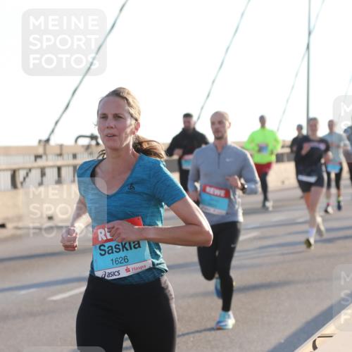 03.10.2025 - Köhlbrandbrückenlauf Yannick Fuchs http://msf.ph/oto/9141647 03.10.2025 08:26:40 Position 2 1626 meine-sportfotos.de