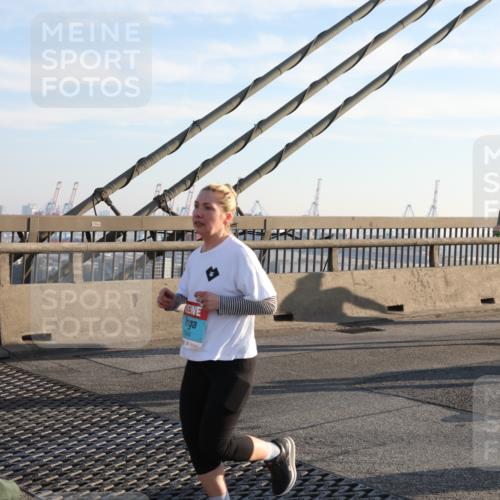 03.10.2025 - Köhlbrandbrückenlauf Yannick Fuchs http://msf.ph/oto/9141891 03.10.2025 08:27:08 Position 2  meine-sportfotos.de