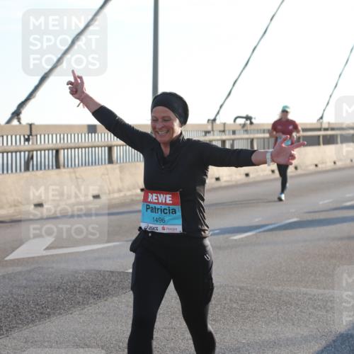 03.10.2025 - Köhlbrandbrückenlauf Yannick Fuchs http://msf.ph/oto/9141912 03.10.2025 08:27:11 Position 2 1496 meine-sportfotos.de