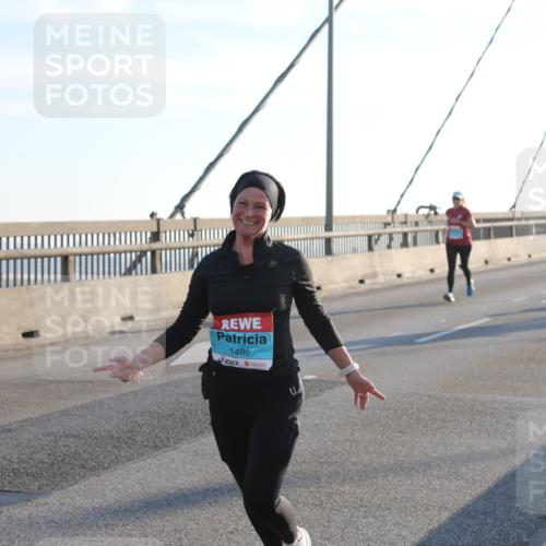 03.10.2025 - Köhlbrandbrückenlauf Yannick Fuchs http://msf.ph/oto/9141922 03.10.2025 08:27:11 Position 2 1496 meine-sportfotos.de