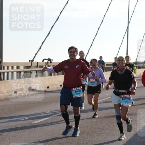 03.10.2025 - Köhlbrandbrückenlauf Yannick Fuchs http://msf.ph/oto/9142796 03.10.2025 08:29:43 Position 2 2964, 1521, 1093, 196 meine-sportfotos.de