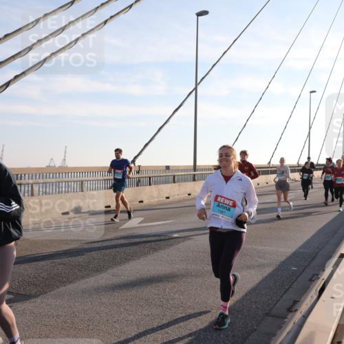 03.10.2025 - Köhlbrandbrückenlauf Yannick Fuchs http://msf.ph/oto/9143032 03.10.2025 08:29:58 Position 2 1387 meine-sportfotos.de