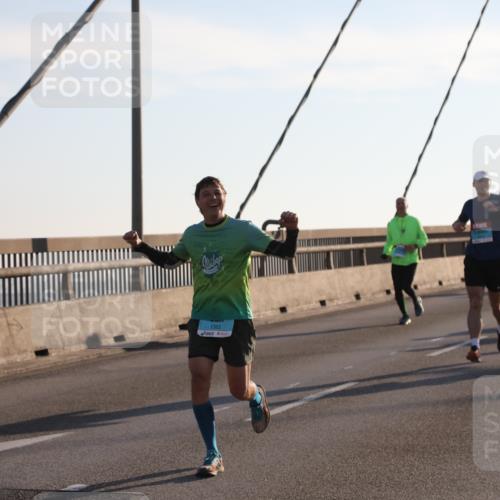 03.10.2025 - Köhlbrandbrückenlauf Yannick Fuchs http://msf.ph/oto/9143176 03.10.2025 08:30:04 Position 2 1362 meine-sportfotos.de