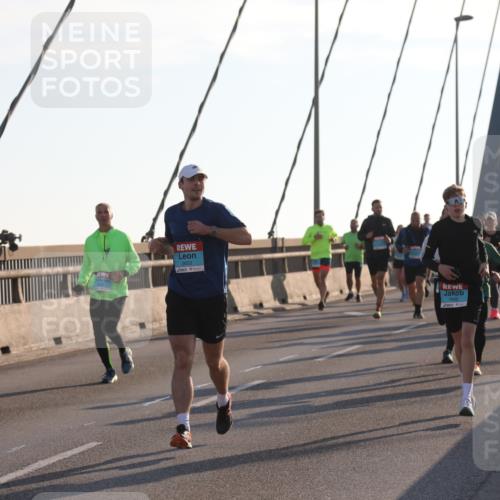 03.10.2025 - Köhlbrandbrückenlauf Yannick Fuchs http://msf.ph/oto/9143190 03.10.2025 08:30:05 Position 2 1933, 1 meine-sportfotos.de
