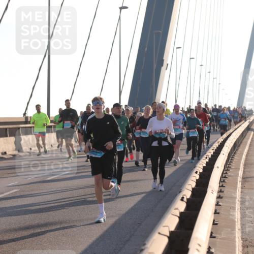 03.10.2025 - Köhlbrandbrückenlauf Yannick Fuchs http://msf.ph/oto/9143198 03.10.2025 08:30:05 Position 2 3653 meine-sportfotos.de