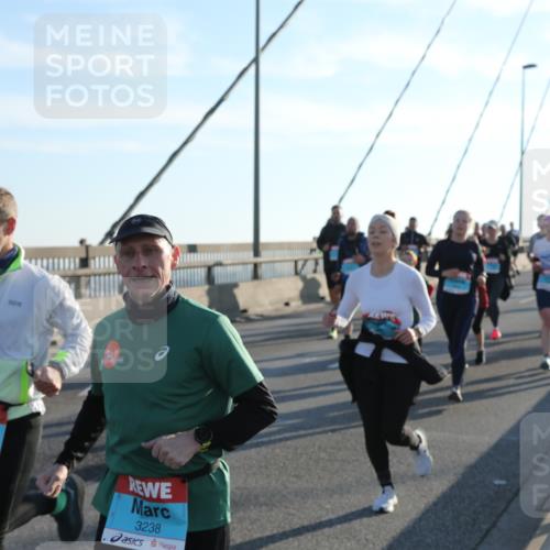03.10.2025 - Köhlbrandbrückenlauf Yannick Fuchs http://msf.ph/oto/9143283 03.10.2025 08:30:11 Position 2 1367, 3238 meine-sportfotos.de