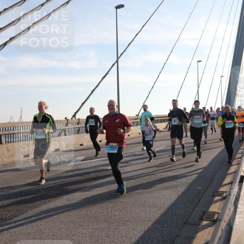 03.10.2025 - Köhlbrandbrückenlauf Yannick Fuchs http://msf.ph/oto/9143425 03.10.2025 08:30:26 Position 2  meine-sportfotos.de