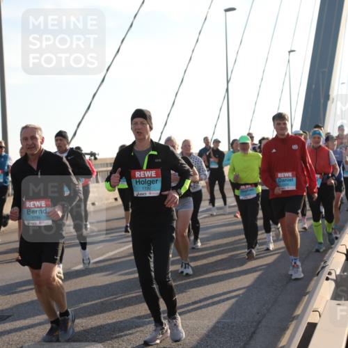 03.10.2025 - Köhlbrandbrückenlauf Yannick Fuchs http://msf.ph/oto/9143558 03.10.2025 08:30:37 Position 2 1786, 1192 meine-sportfotos.de
