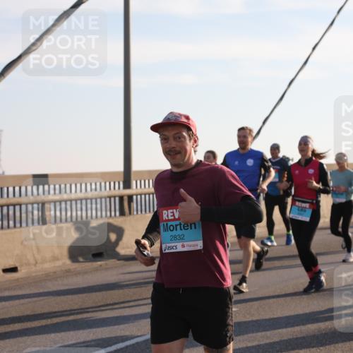 03.10.2025 - Köhlbrandbrückenlauf Yannick Fuchs http://msf.ph/oto/9143683 03.10.2025 08:31:08 Position 2 2832, 2079 meine-sportfotos.de