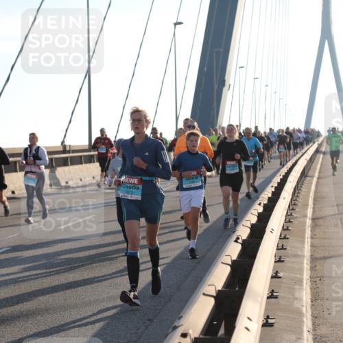 03.10.2025 - Köhlbrandbrückenlauf Yannick Fuchs http://msf.ph/oto/9143840 03.10.2025 08:31:21 Position 2 3372 meine-sportfotos.de