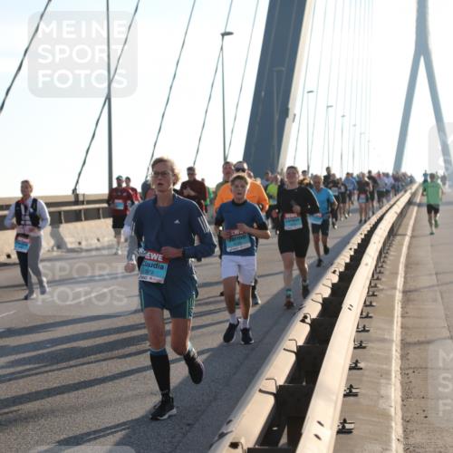 03.10.2025 - Köhlbrandbrückenlauf Yannick Fuchs http://msf.ph/oto/9143844 03.10.2025 08:31:21 Position 2 3372 meine-sportfotos.de