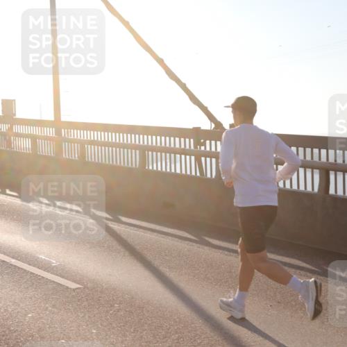 03.10.2025 - Köhlbrandbrückenlauf Yannick Fuchs http://msf.ph/oto/9143896 03.10.2025 08:31:24 Position 2  meine-sportfotos.de