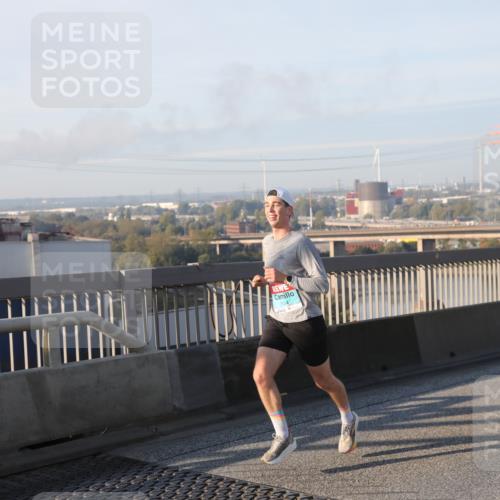 03.10.2025 - Köhlbrandbrückenlauf Yannick Fuchs http://msf.ph/oto/9143919 03.10.2025 08:31:28 Position 2 1174 meine-sportfotos.de