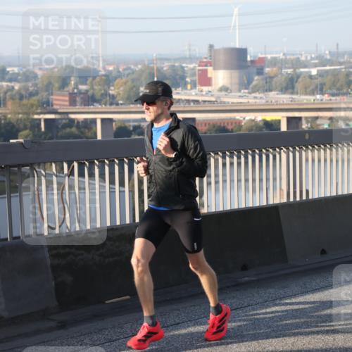 03.10.2025 - Köhlbrandbrückenlauf Yannick Fuchs http://msf.ph/oto/9143946 03.10.2025 08:31:30 Position 2  meine-sportfotos.de