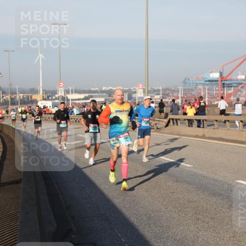 03.10.2025 - Köhlbrandbrückenlauf Yannick Fuchs http://msf.ph/oto/9144475 03.10.2025 08:32:51 Position 2  meine-sportfotos.de