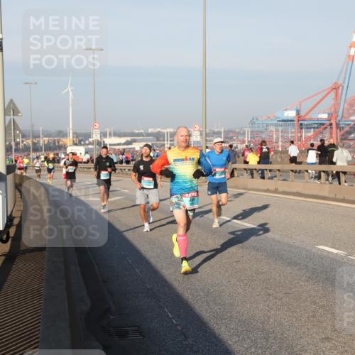 03.10.2025 - Köhlbrandbrückenlauf Yannick Fuchs http://msf.ph/oto/9144481 03.10.2025 08:32:51 Position 2  meine-sportfotos.de