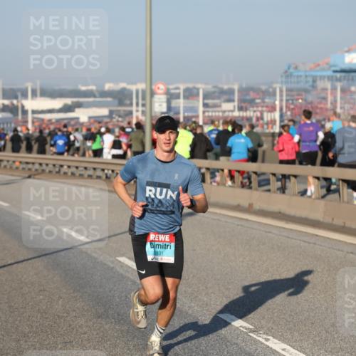 03.10.2025 - Köhlbrandbrückenlauf Yannick Fuchs http://msf.ph/oto/9144965 03.10.2025 08:33:54 Position 2 2024, 2831 meine-sportfotos.de
