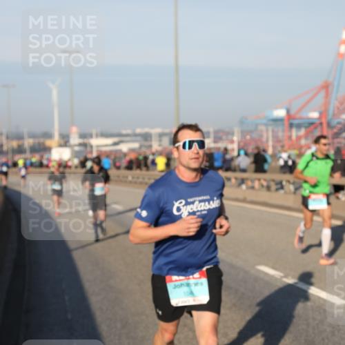 03.10.2025 - Köhlbrandbrückenlauf Yannick Fuchs http://msf.ph/oto/9145190 03.10.2025 08:34:15 Position 2  meine-sportfotos.de