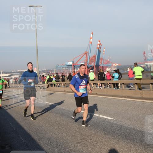 03.10.2025 - Köhlbrandbrückenlauf Yannick Fuchs http://msf.ph/oto/9145275 03.10.2025 08:34:28 Position 2  meine-sportfotos.de