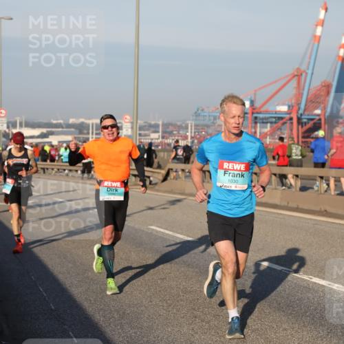 03.10.2025 - Köhlbrandbrückenlauf Yannick Fuchs http://msf.ph/oto/9145422 03.10.2025 08:34:40 Position 2 1030 meine-sportfotos.de