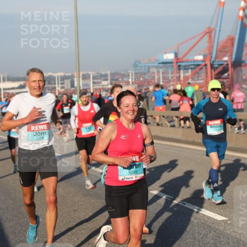 03.10.2025 - Köhlbrandbrückenlauf Yannick Fuchs http://msf.ph/oto/9145581 03.10.2025 08:34:52 Position 2 1048, 3249 meine-sportfotos.de