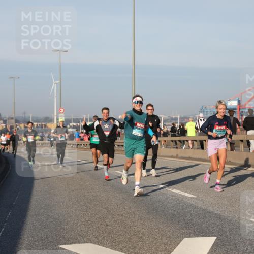 03.10.2025 - Köhlbrandbrückenlauf Yannick Fuchs http://msf.ph/oto/9145692 03.10.2025 08:35:05 Position 2 1086 meine-sportfotos.de