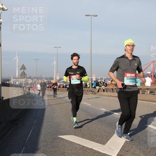 03.10.2025 - Köhlbrandbrückenlauf Yannick Fuchs http://msf.ph/oto/9145779 03.10.2025 08:35:11 Position 2 1224, 1103 meine-sportfotos.de