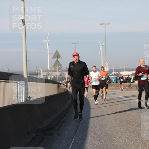 03.10.2025 - Köhlbrandbrückenlauf Yannick Fuchs http://msf.ph/oto/9145814 03.10.2025 08:35:16 Position 2  meine-sportfotos.de