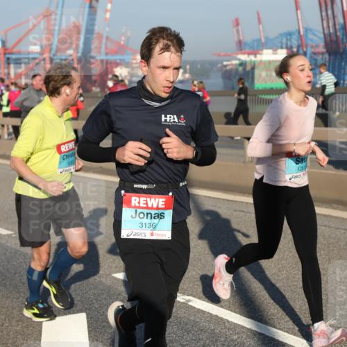 03.10.2025 - Köhlbrandbrückenlauf Yannick Fuchs http://msf.ph/oto/9145988 03.10.2025 08:35:40 Position 2 1083, 1251, 3136 meine-sportfotos.de